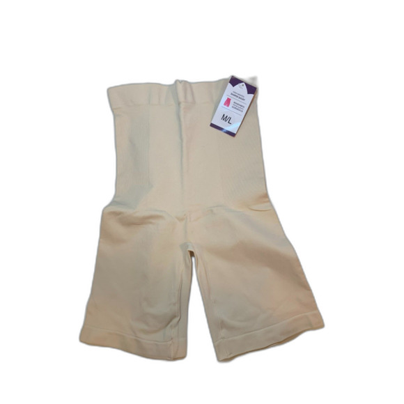 Empetua High Waisted Shaper Short Size Medium / Large - Picture 4 of 7